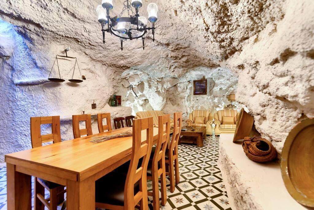 Вилла Cueva Con Jacuzzi A 20 Minutos De Valencia Benaguacil Экстерьер фото